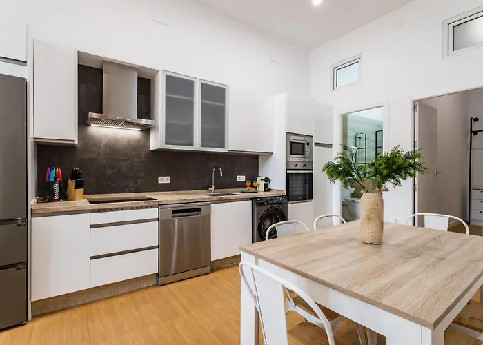 Sur Estudio Industrial 2 * פואנגירולה