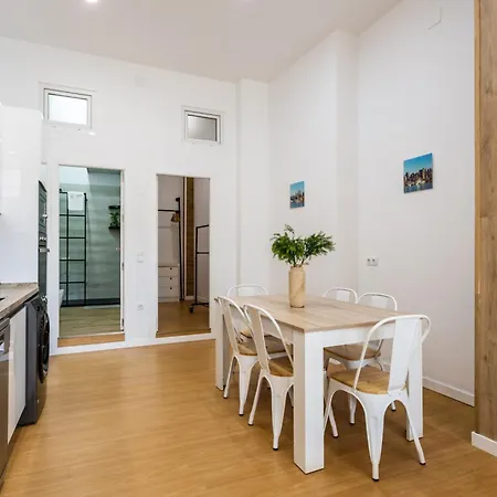 Apartman Sur Estudio Industrial 2 *